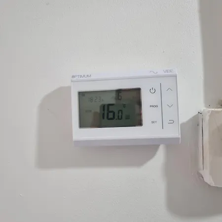2 Bedroom Cozy Chambers With Free Parking Leeds  Exterior foto